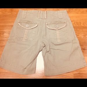 Tan knee length cargo/Khaki women’s shorts size 26